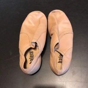 Balera tan jazz shoes